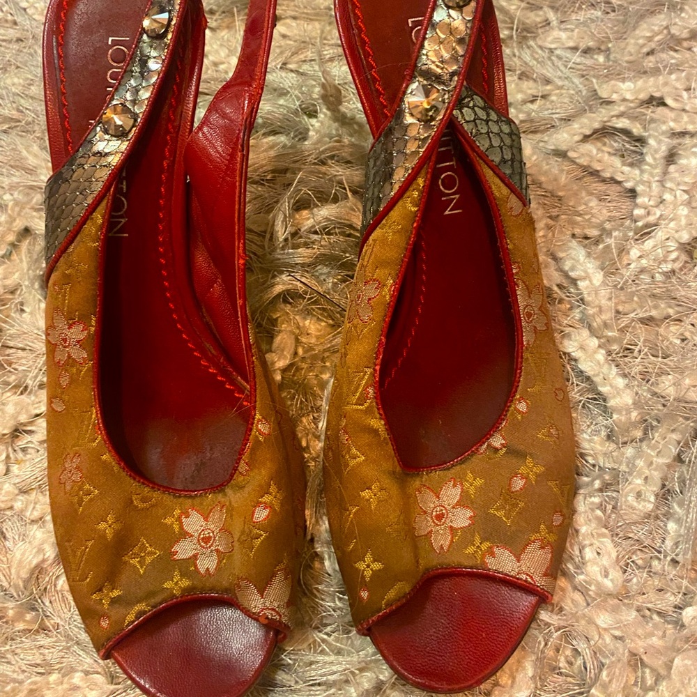 Louis Vuitton Cherry Blossom Heels - Size 7 🌸